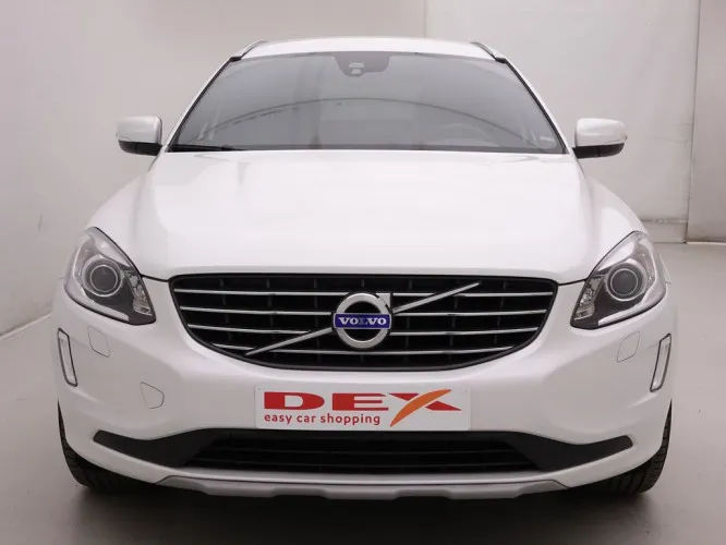 Volvo XC60 2.0 D4 190 Geartronic Summum + GPS + Leder/Cuir + Image 2