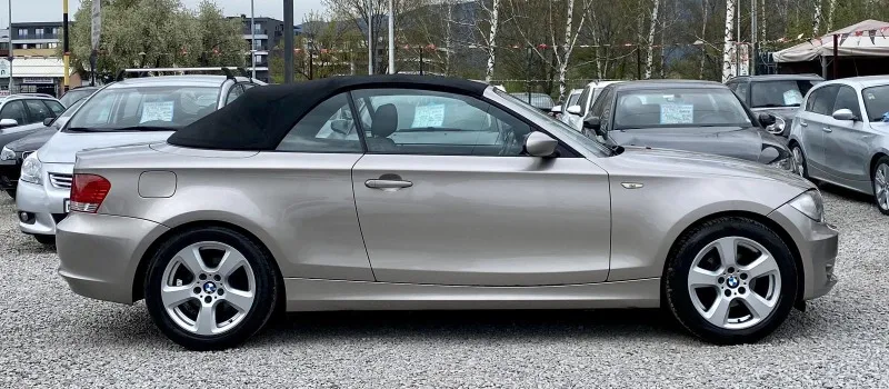 BMW 118 i CABRIOLET Image 4