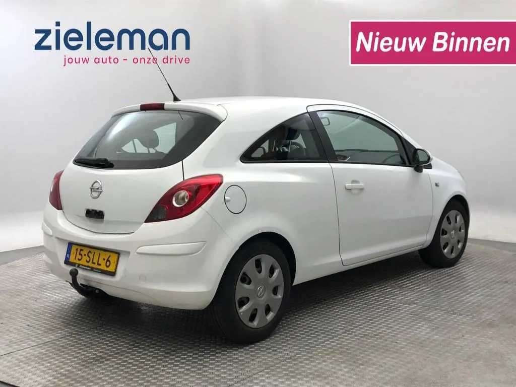 Opel Corsa 1.3 CDTI ECOFlex Selection Image 2