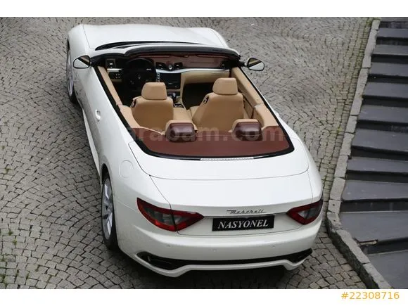 Maserati GranCabrio 4.7 Image 1