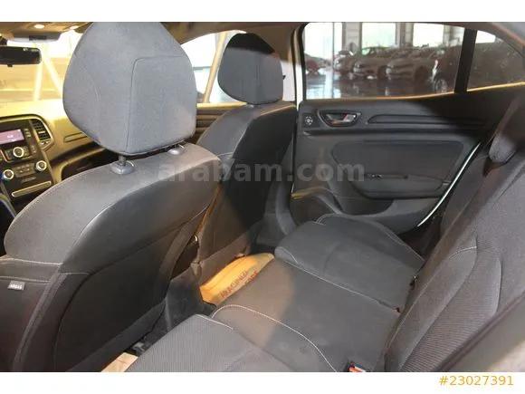 Renault Megane 1.6 Joy Image 7